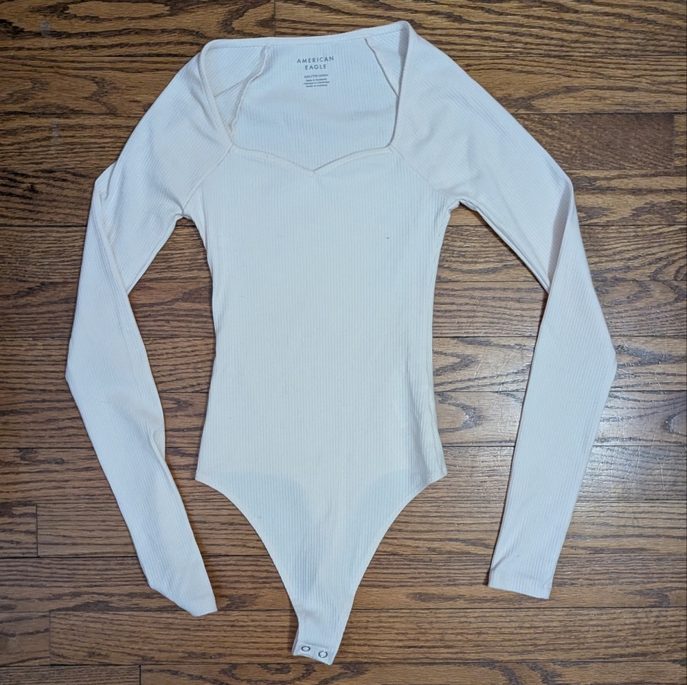 American Eagle Outfitters Ribbed Cream Bodysuit Sz XXS NWOT